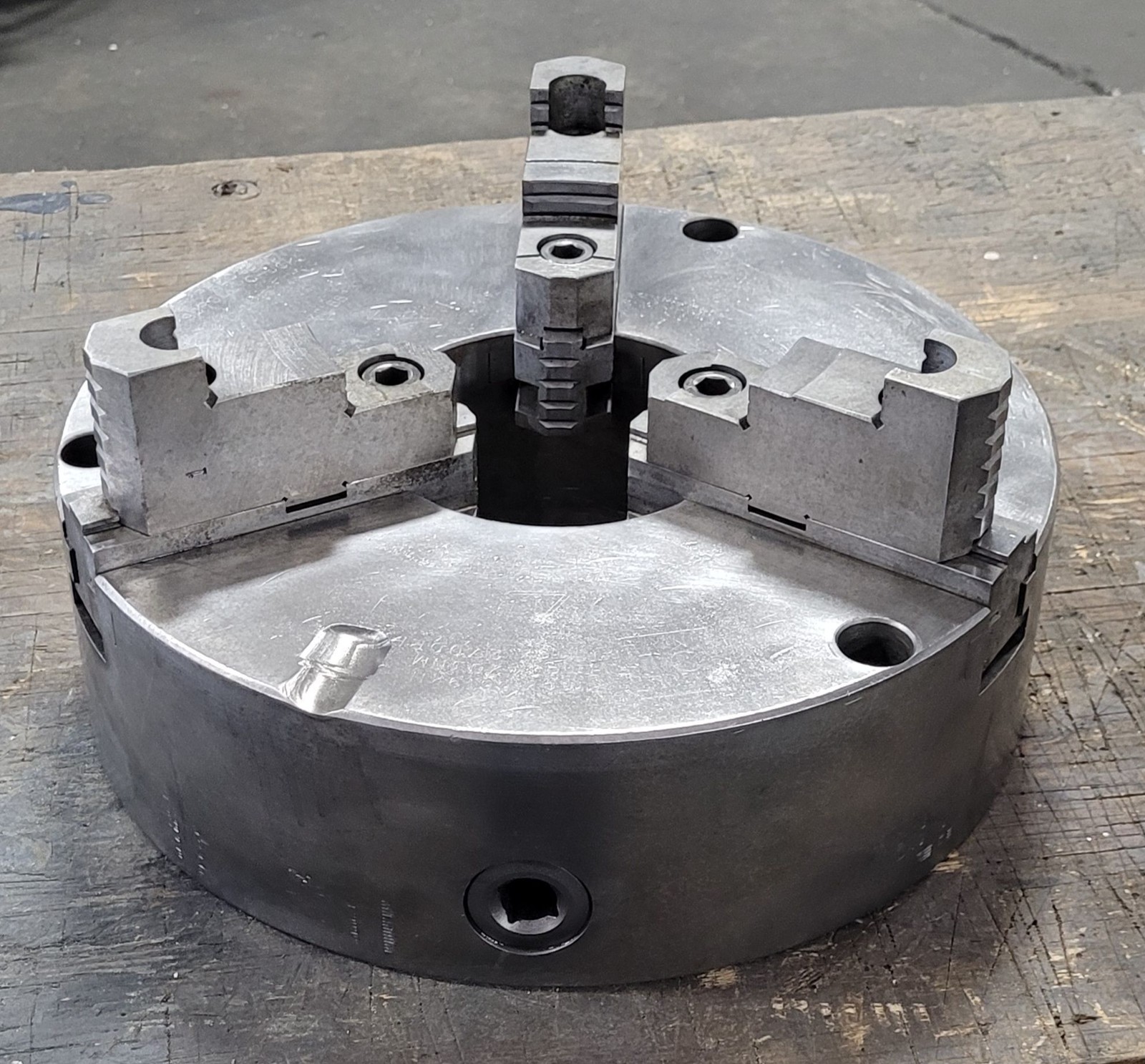 12in Pratt Burnerd – 3 Jaw Scroll Chuck – Plain Back