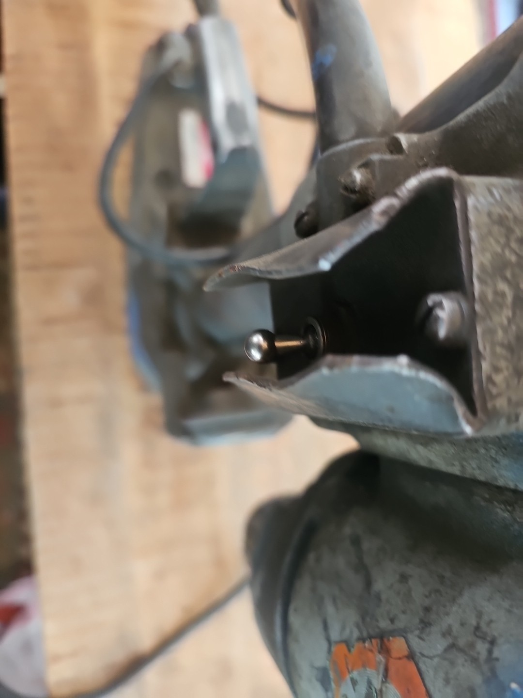 Black & Decker 3/4″ Magnetic Drill Press 1551, Type 1, 375rpm Works Please Read