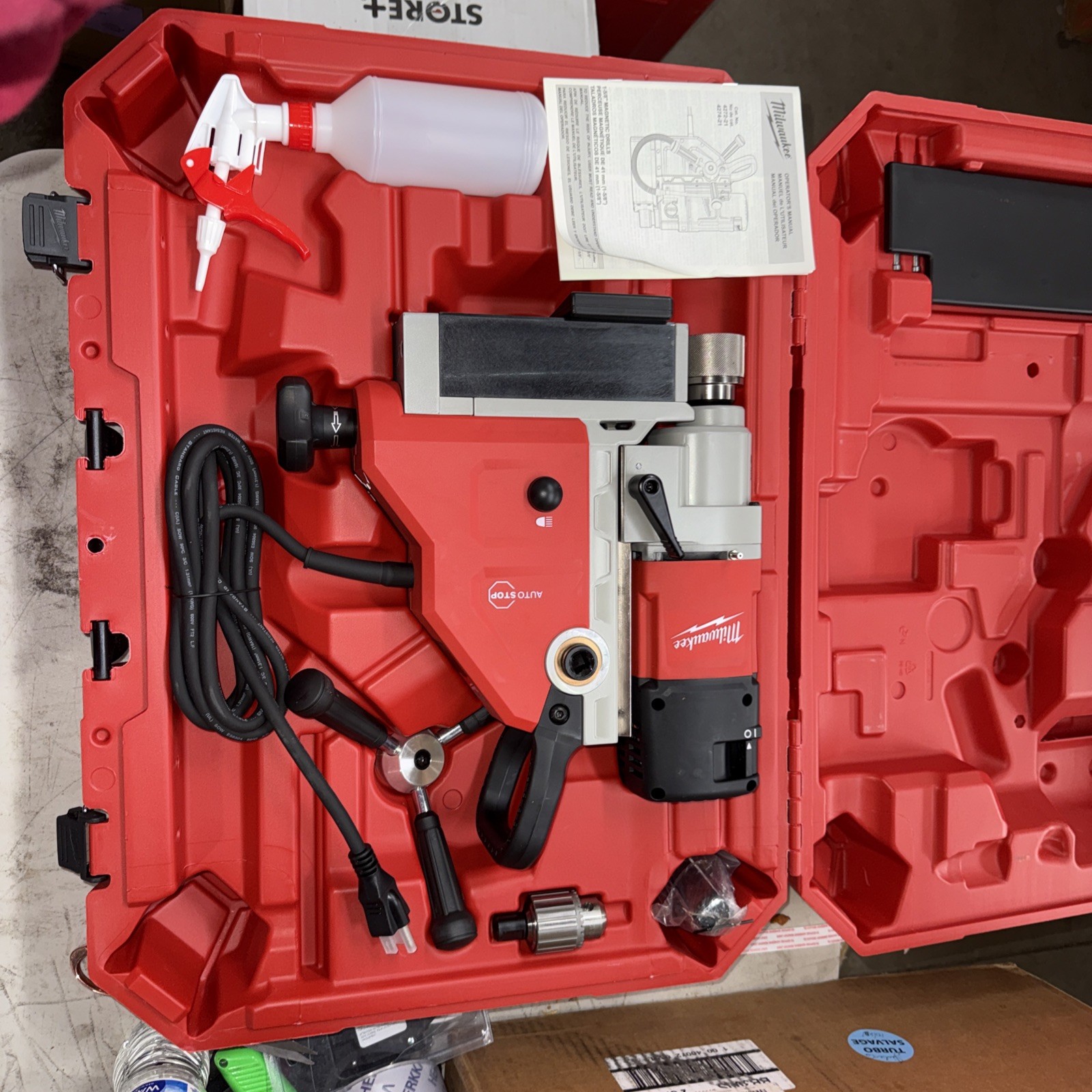 Milwaukee Tool 4272-21 1-5/8″ Electromagnetic Drill Kit