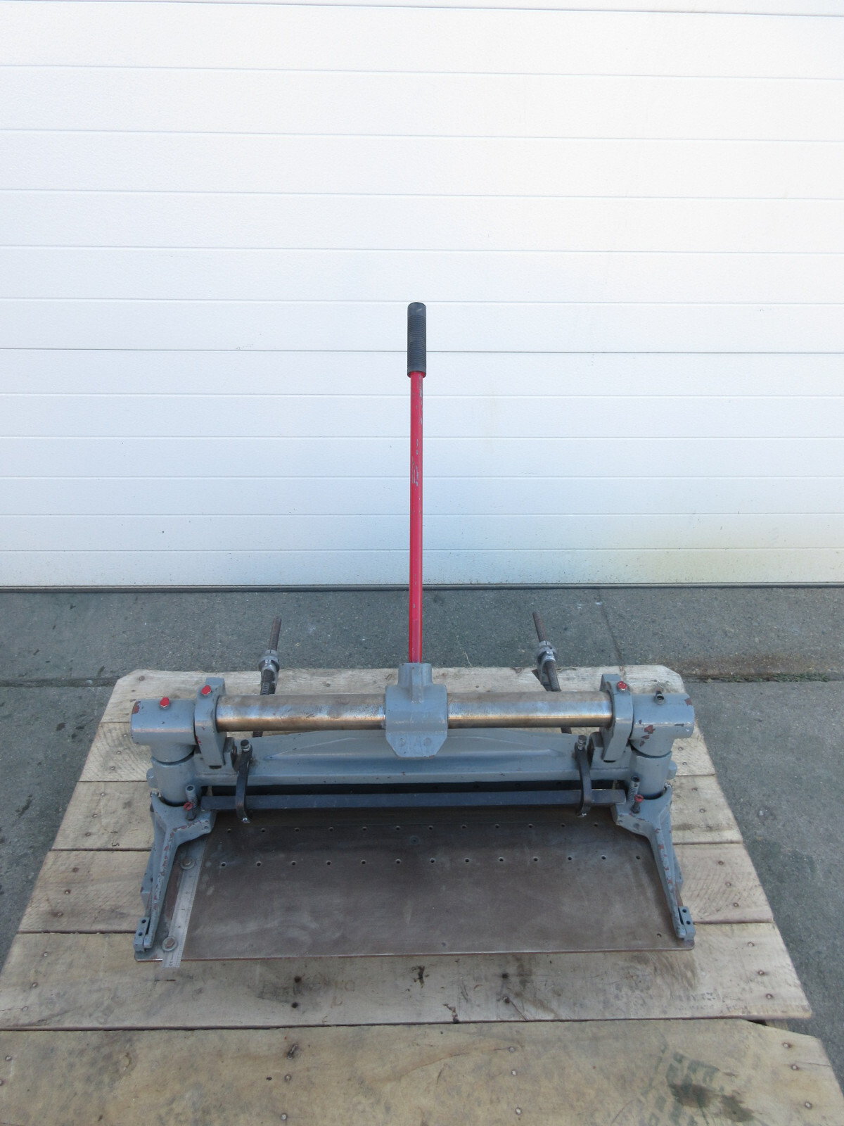 Di-Acro No. 4 Manual Hand Operated Shear 24″ Metal Shear 16 Gauge Capacity Used