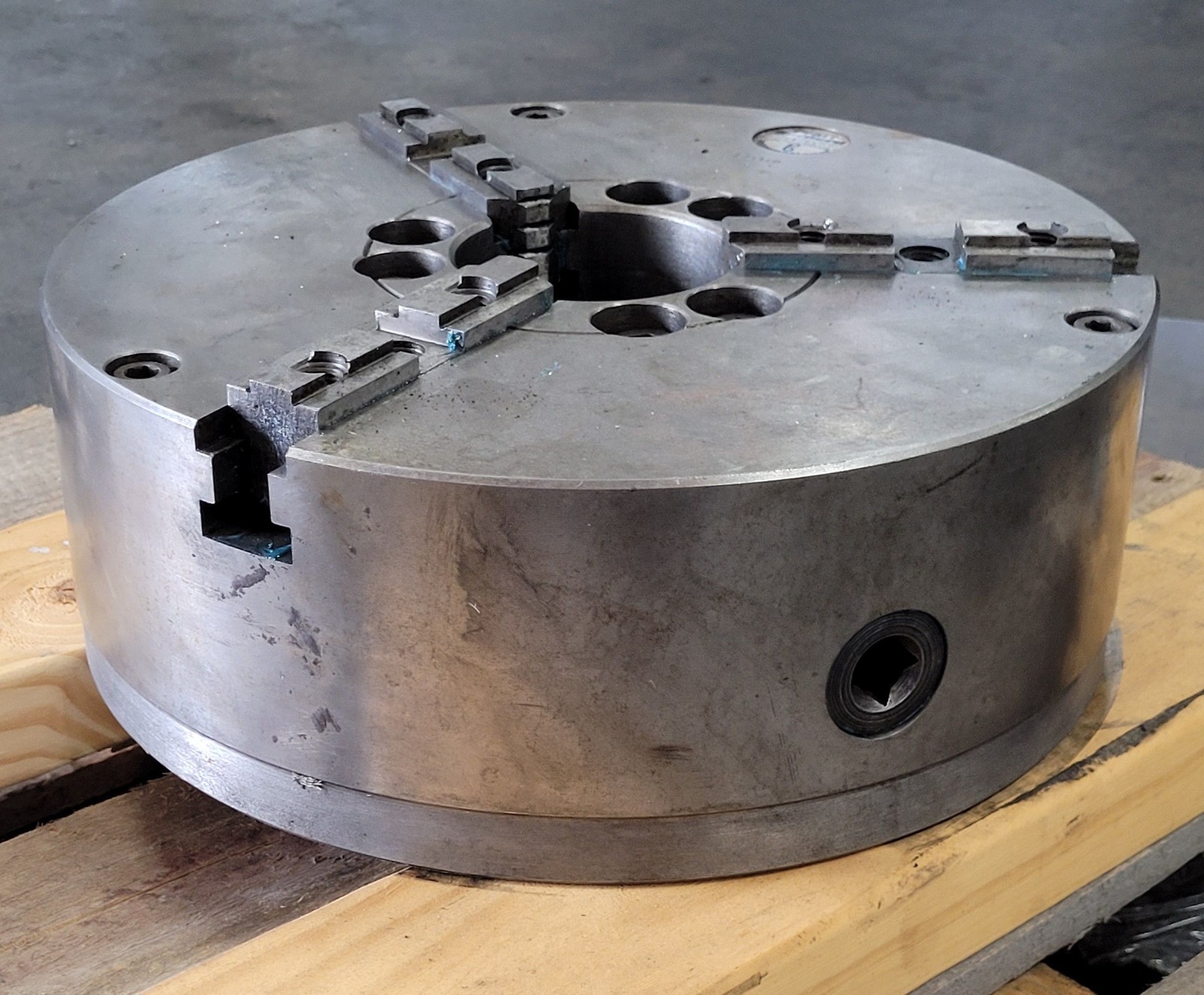Pratt Burnerd International 12″ 3 Jaw Chuck A1-8 Mount