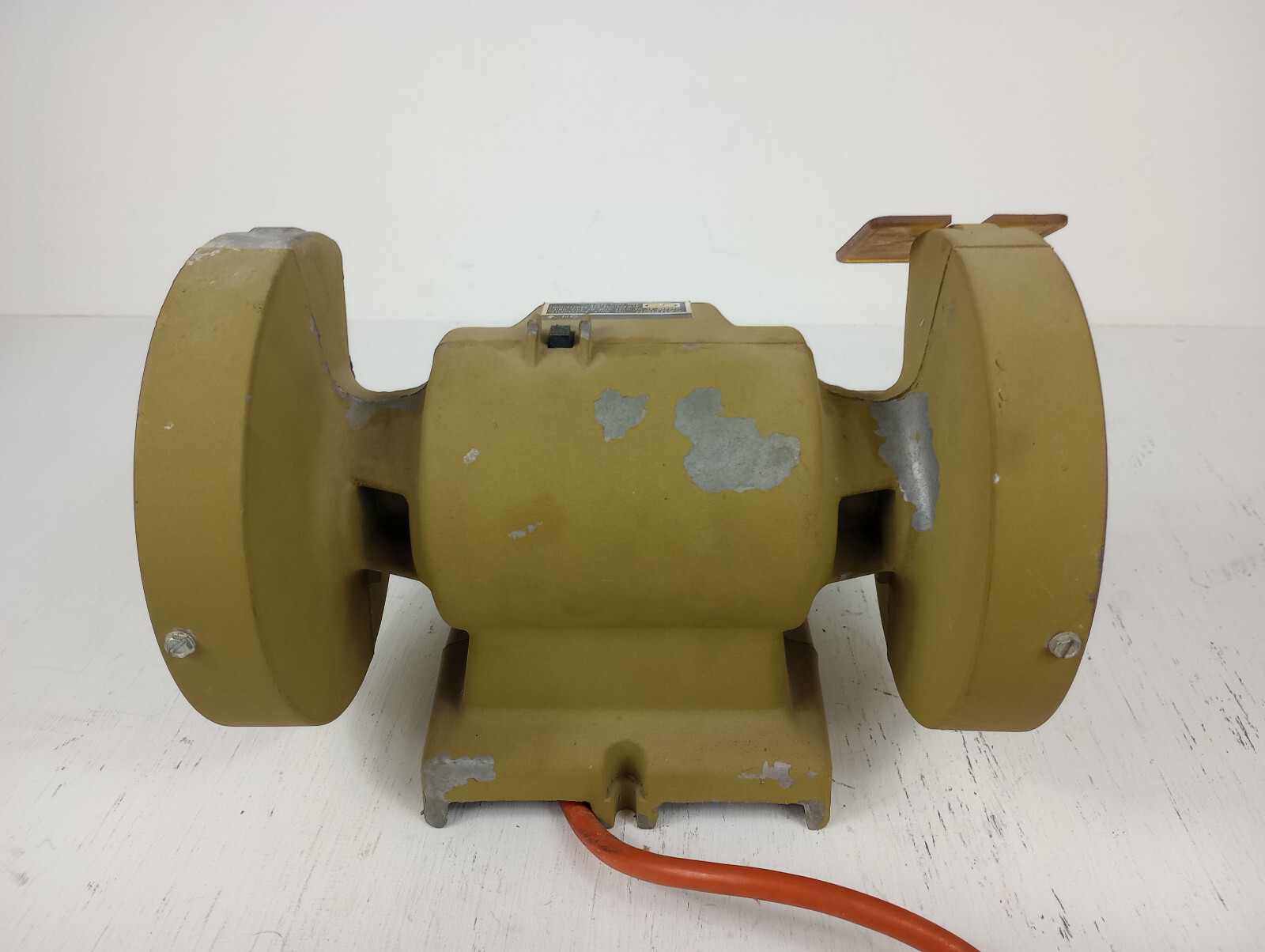 Vintage Black & Decker 5″ Bench Grinder No. 7900 Cast Metal USA (Working)