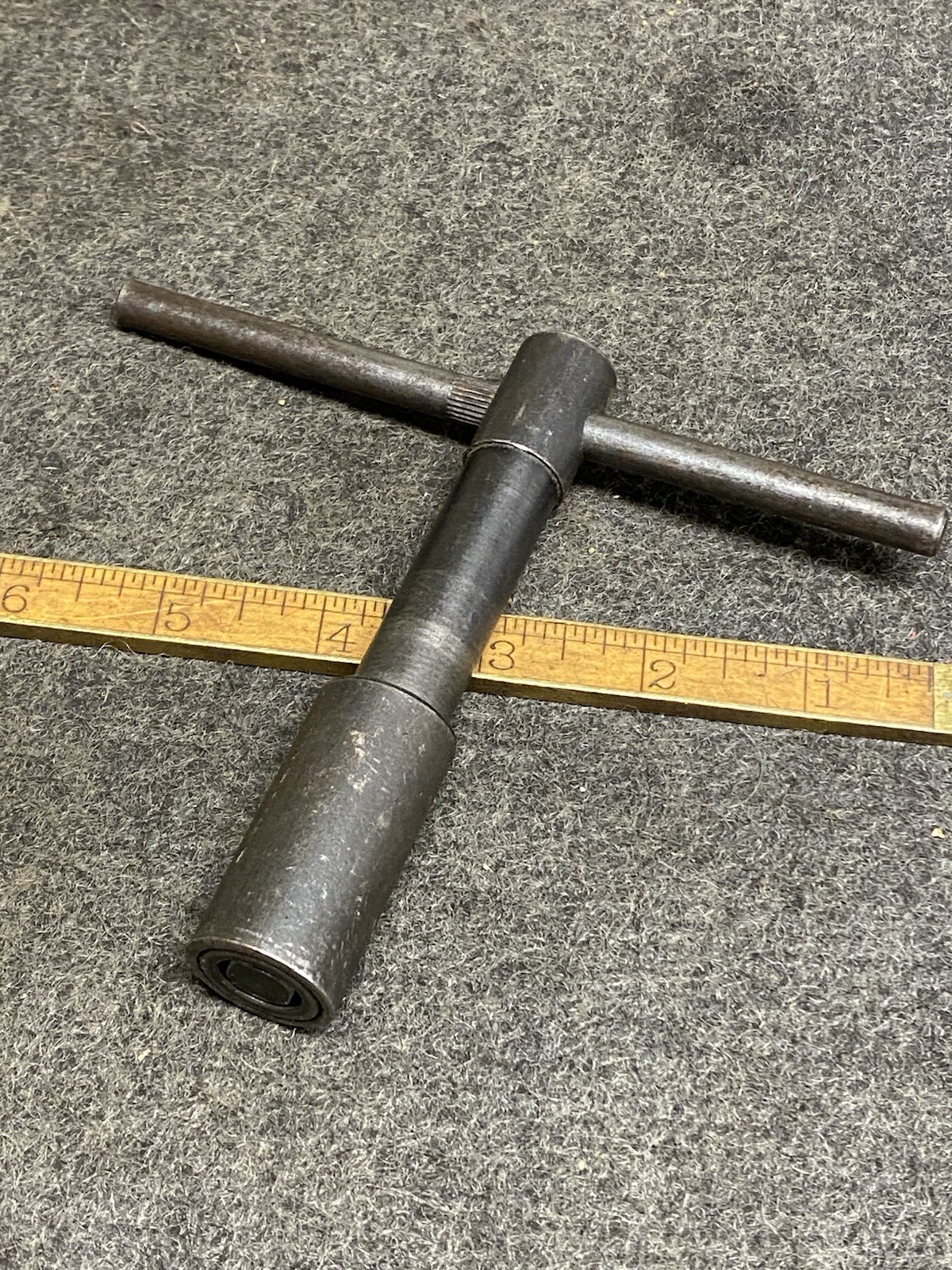LATHE CHUCK SAFETY WRENCH SELF EJECTING – 3/8″ SQ UNBRANDED