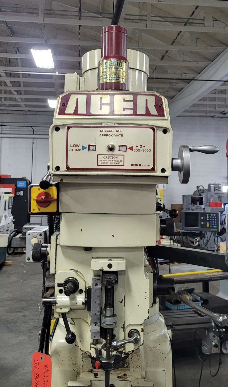 Acer Ultima 4VK 5 HP Vertical Mill w/40 Taper, PF, PDB, DRO