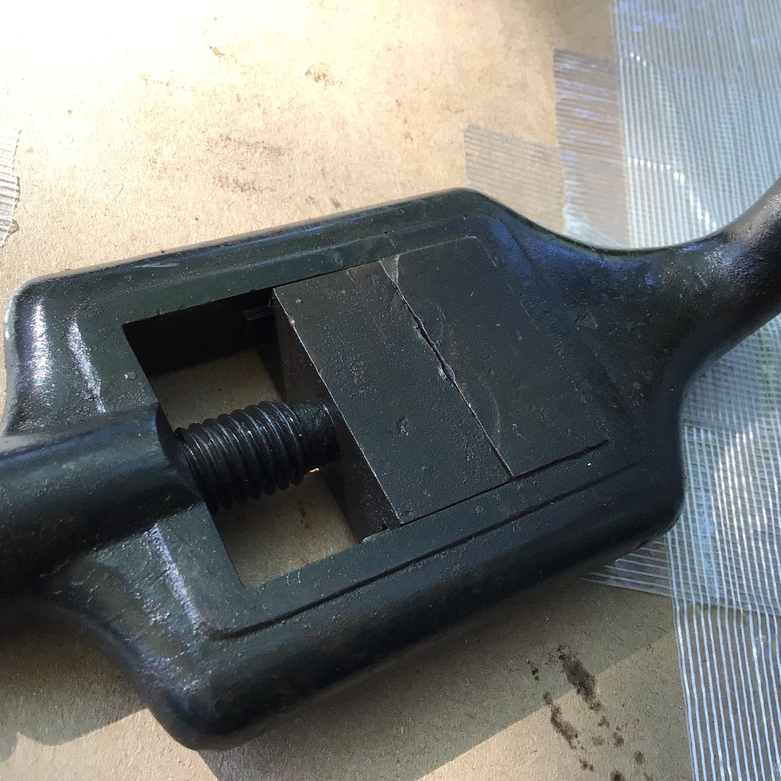 Clamp Gear Cutting, Lathe Dog, Opens To 3/4” X 1.25” Rectangle