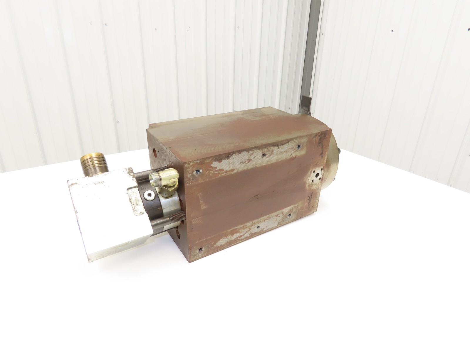 Amada Hydraulic Cylinder 200mm Stroke From 112 Ton Press Brake HFE 1000-35