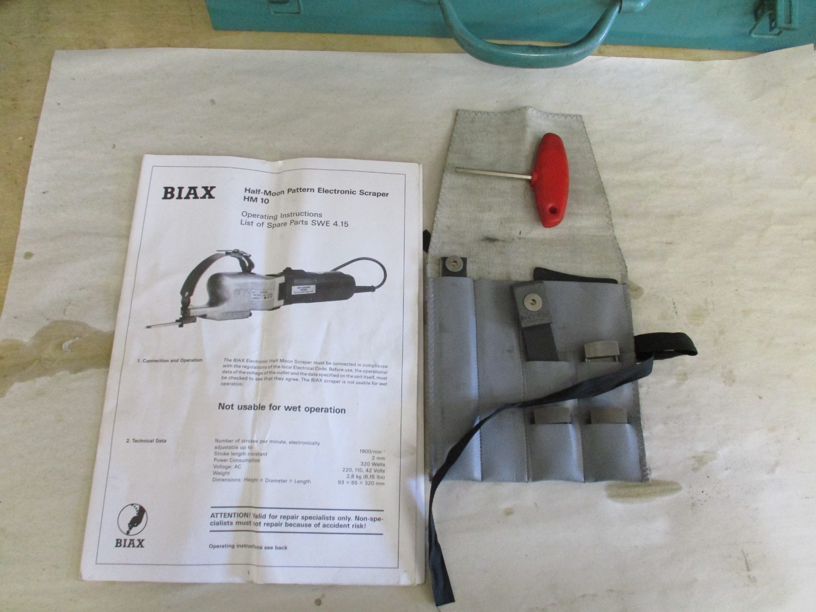 BIAX Scraper HM 10 Electric half Moon Case, basic tool pack, all Paperwork NICE!