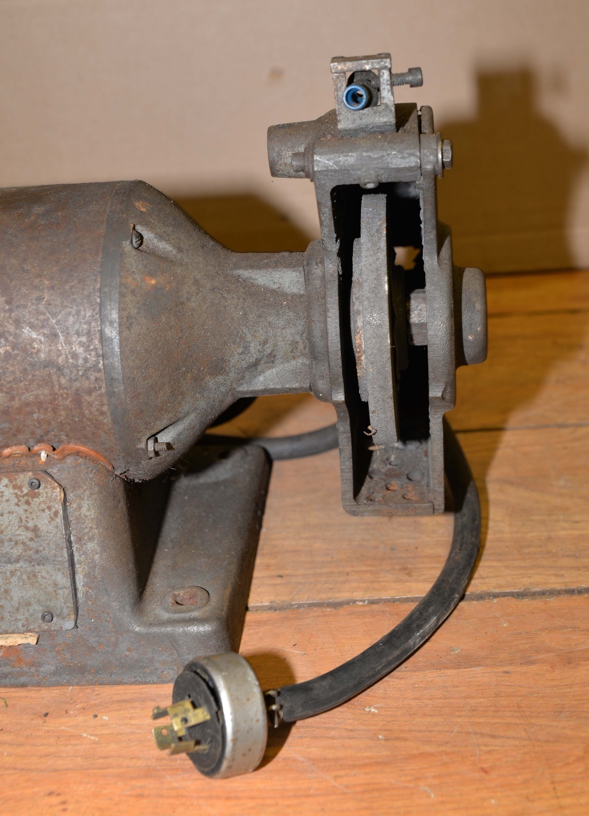 Auburn Armature huge professional blacksmith grinder knife making tool 230/460 v