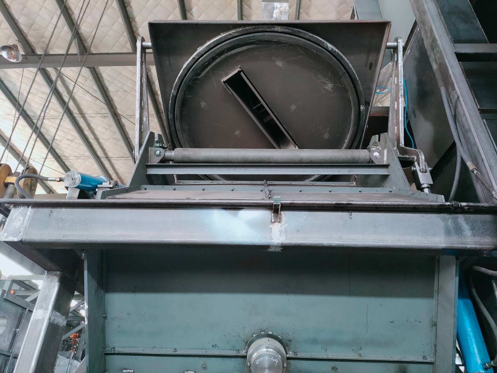 21 Cubic Foot Manganese Drum Shot Blast Machine “System” with Dust Collector