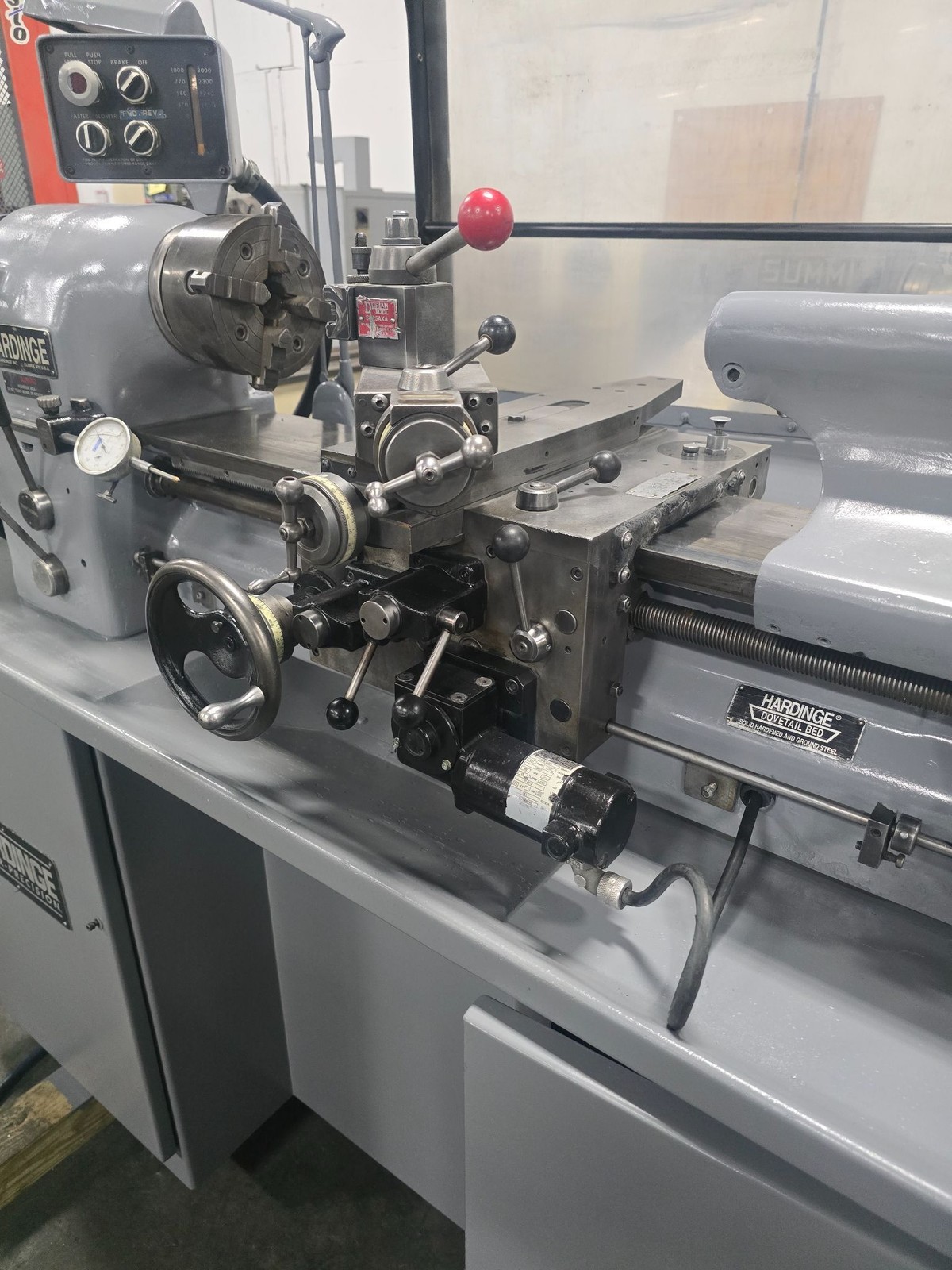 11”x18” Hardinge HLV-H-EM Tool Room Lathe w/Inch/Metric