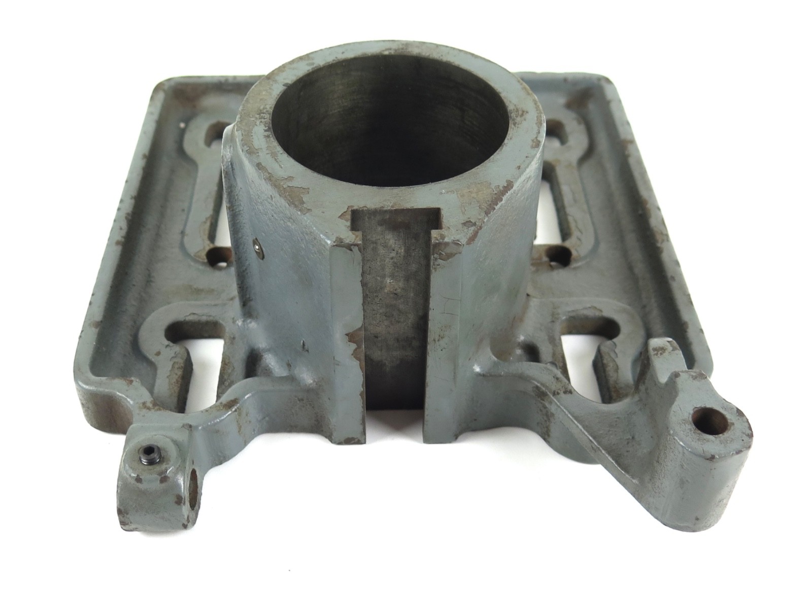 Clausing 8520 / 8525 Milling Machine Motor Mount Casting 050-016 (Inv. #1)