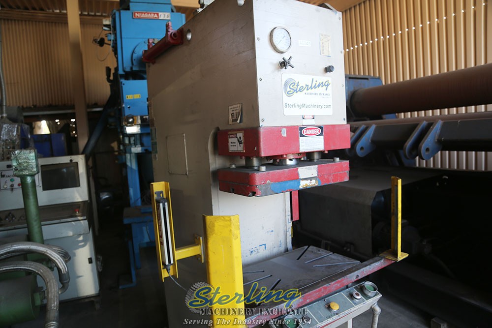 25 Tons x 18″, Used Greenerd Hydraulic Press Needs New PLC, Mdl. HCA- 25- 30R…