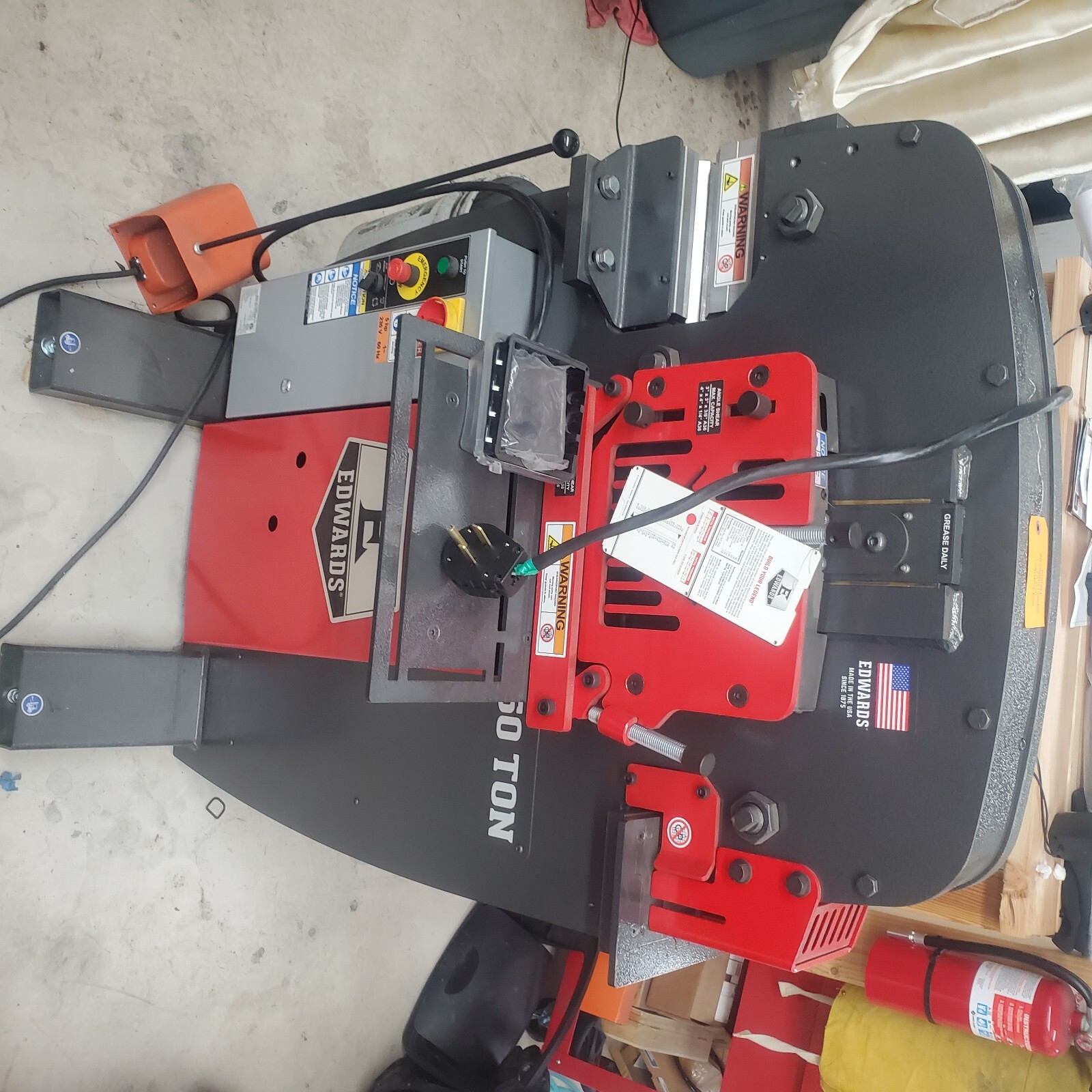 50 Ton Edwards Ironworker SP, 240V