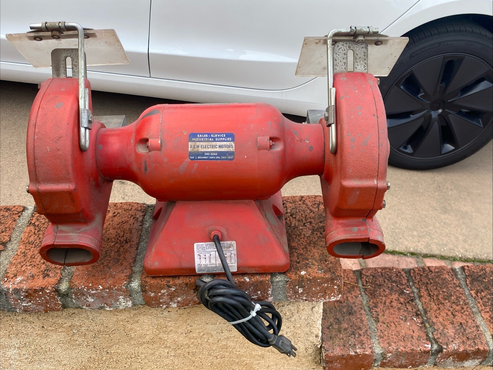Baldor 7″ Bench Grinder- Buffer 762RE 1/2 H.P. Phase 1 115/230V 3600 RPM