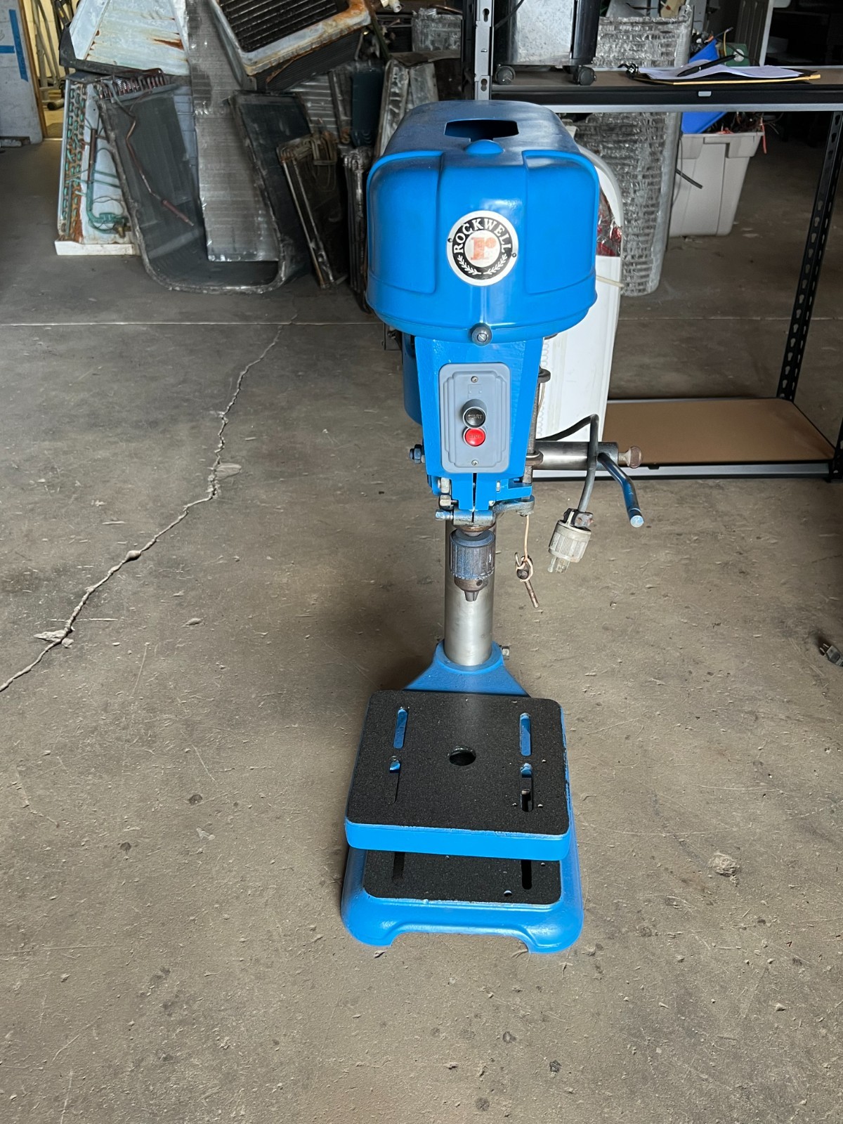 Rockwell 15-665 15″ Bench Model Drill Press 7″ Throat 115-208/230V 6″ Stroke