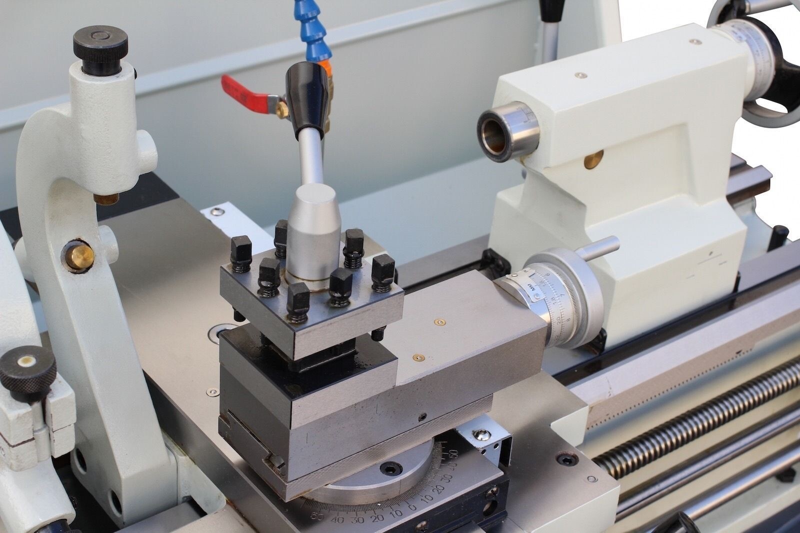 EISEN 1440GE Precision Lathe, 5HP, DRO, Made in Taiwan, One-Piece Cast Iron Base