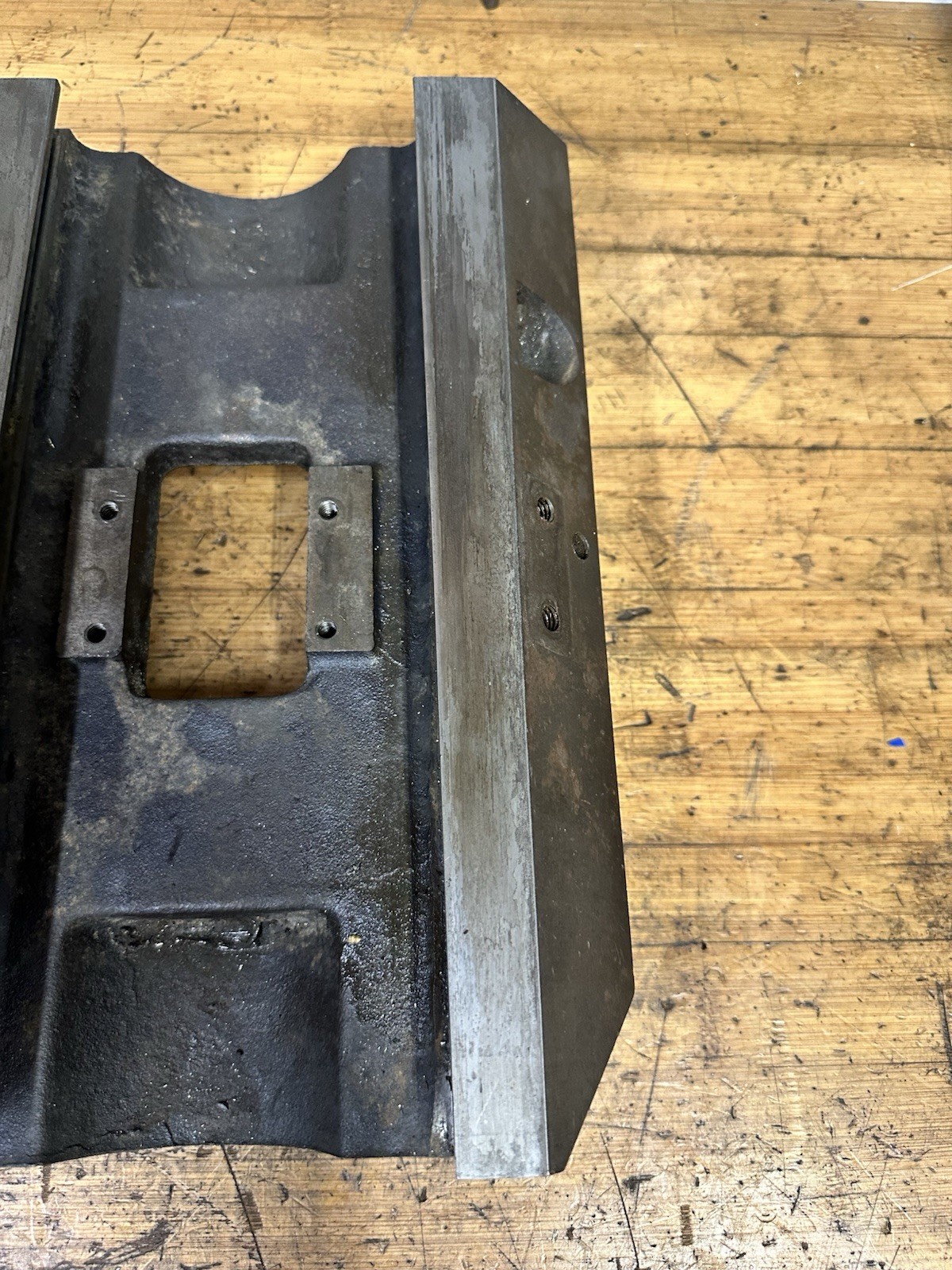 Rockwell 21-100 Milling Machine Cross Feed Casting