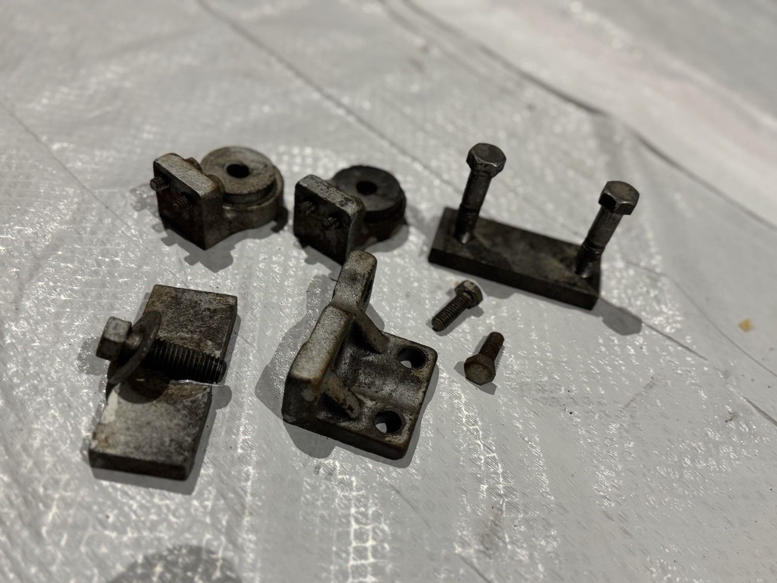 Logan 820 Metal Lathe Head Stock Casting – LA-650 w/ Hardware