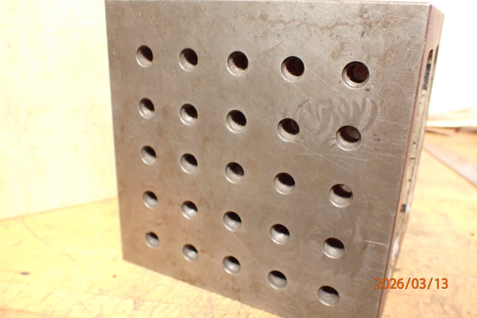 R362 BOX PARALLEL MACHINIST SETUP TOOLING JIG FIXTURE WITH SOME 3/8-16 HOLES