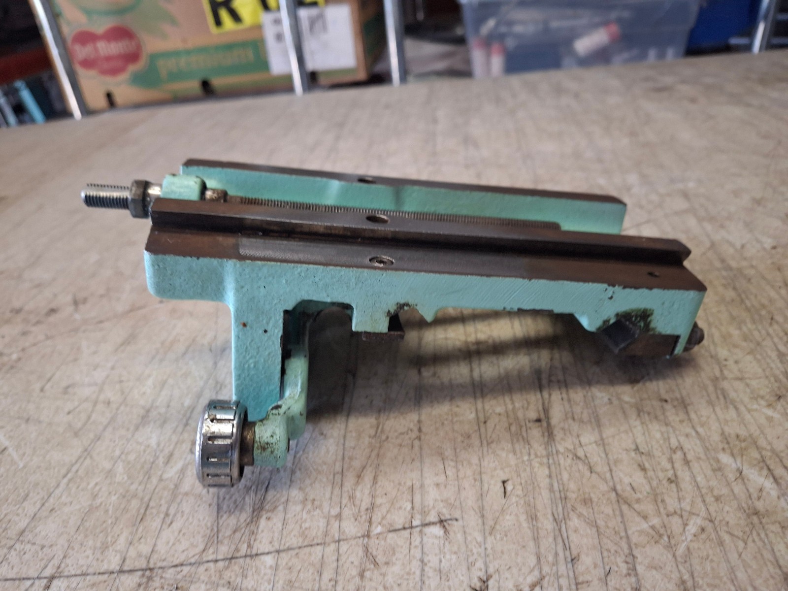 Vintage 6″ Lathe Craftsman 109 Apron Carriage Saddle Half Nut Housing Casting