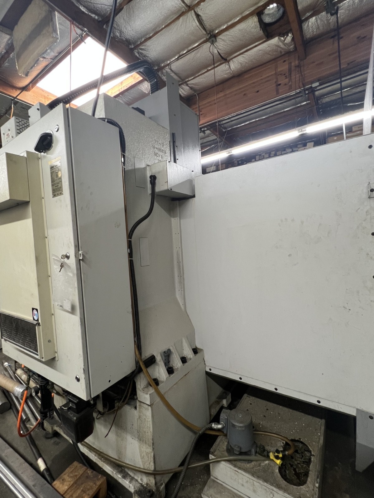 1996 Haas VF-3B CNC Vertical Machining Center | Geared Head | New Spindle 2018