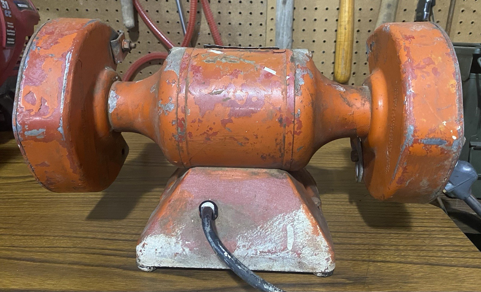 Baldor Buffer Grinder 612R – 6″ Grinder – Buffer 115V .33HP 3600rpm