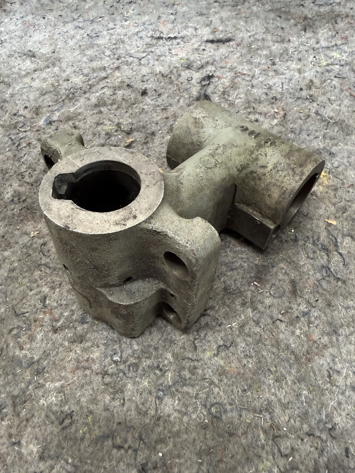 Bridgeport Milling Machine Feed Nut Bracket Casting (missing Inserts)
