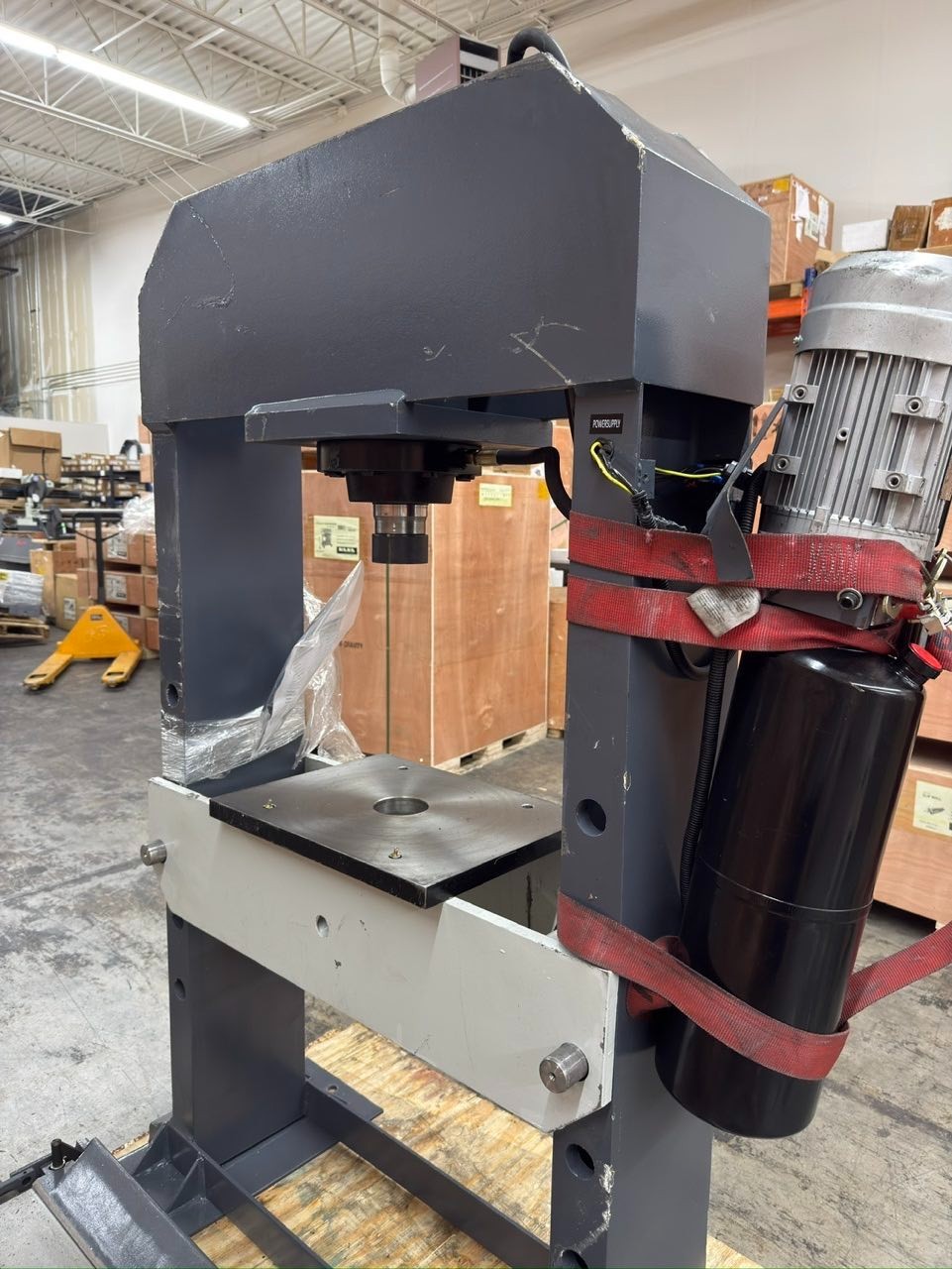H-Frame Shop Press, 50 Ton, 8.6 in Stroke, KAKA INDUSTRIAL HP-50 (Not Brand New)