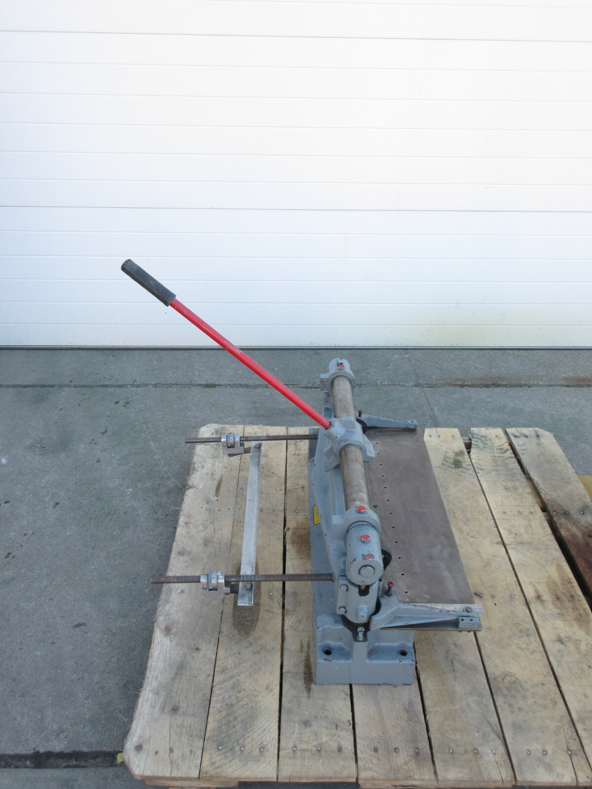 Di-Acro No. 4 Manual Hand Operated Shear 24″ Metal Shear 16 Gauge Capacity Used