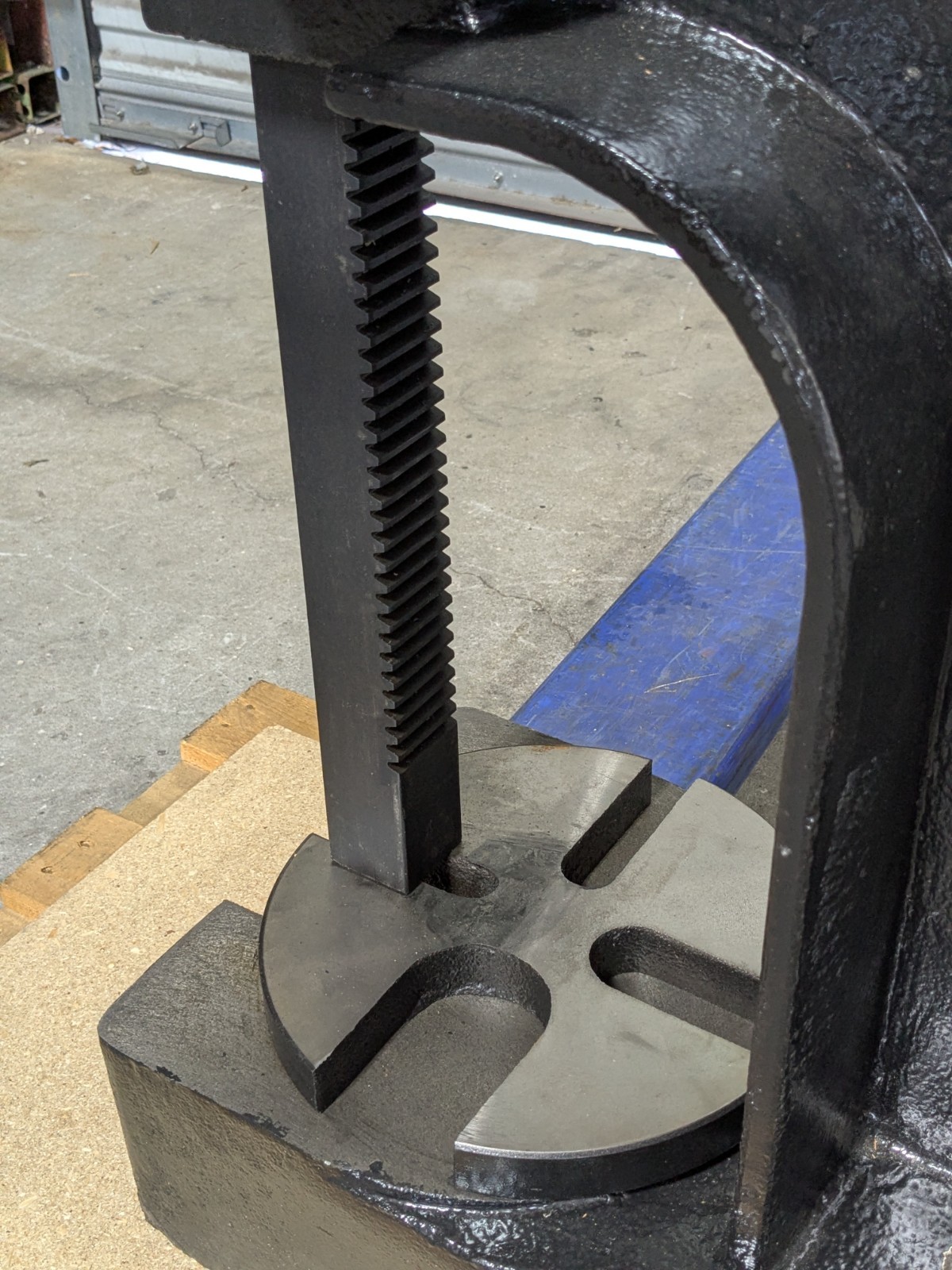 Gibraltar Heavy Duty Manual Arbor Press 4 Ton Pressure 16-3/4" Stroke