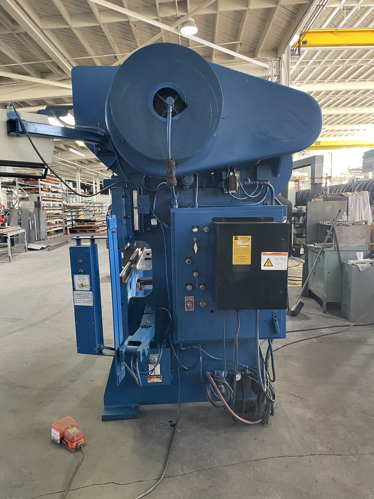 Chicago Dreis & Krump 6′ X 90 Ton Mechanical Press Brake 5 HP w/ Electronic Back