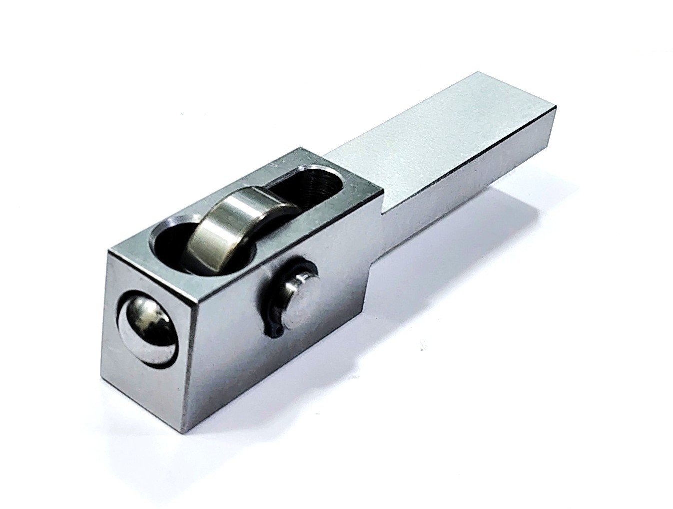 Lathe’s Burnishing Tool For Smooth Ground Surface Finish