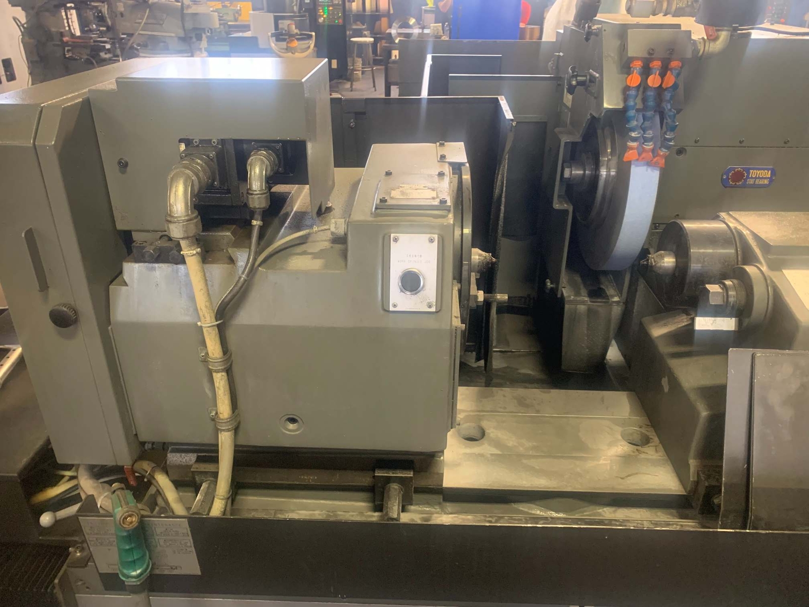 JTEKT Toyoda GE6Pi-100 CNC OD Grinder, 2022 – Transformer, Coolant Tank, Low …