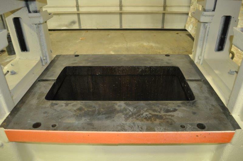 100 TON MINSTER SSDC PRESS 5″ STROKE 18″ SHUT HEIGHT 4″ ADJUSTMENT 50-100 SPM 36