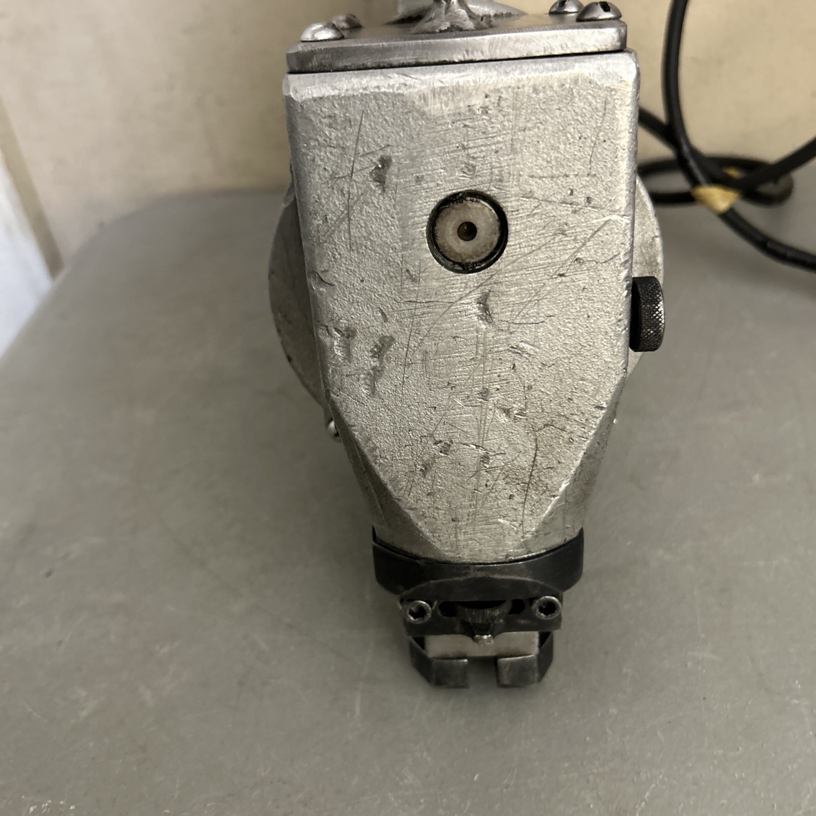 Modern Gobbler Model SN41 Heavy Duty 15A 115V Nibbler