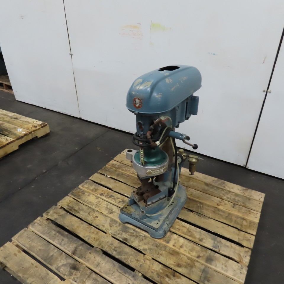 Delta 14″ Bench Top Model Drill Press 120/230V 1PH W/ Commander Multi-Drill Head