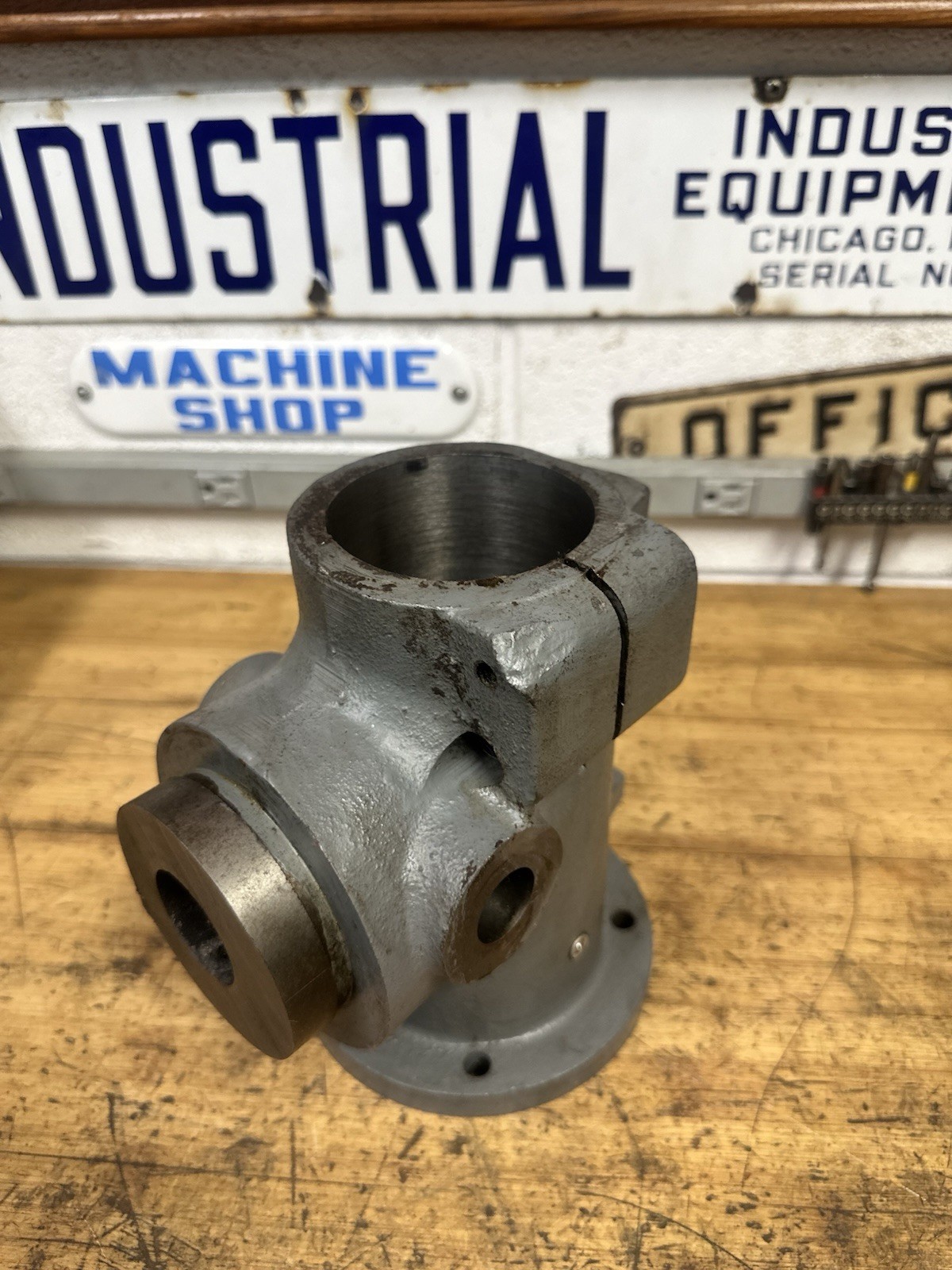 Rockwell 21-100 Milling Machine Headstock Casting