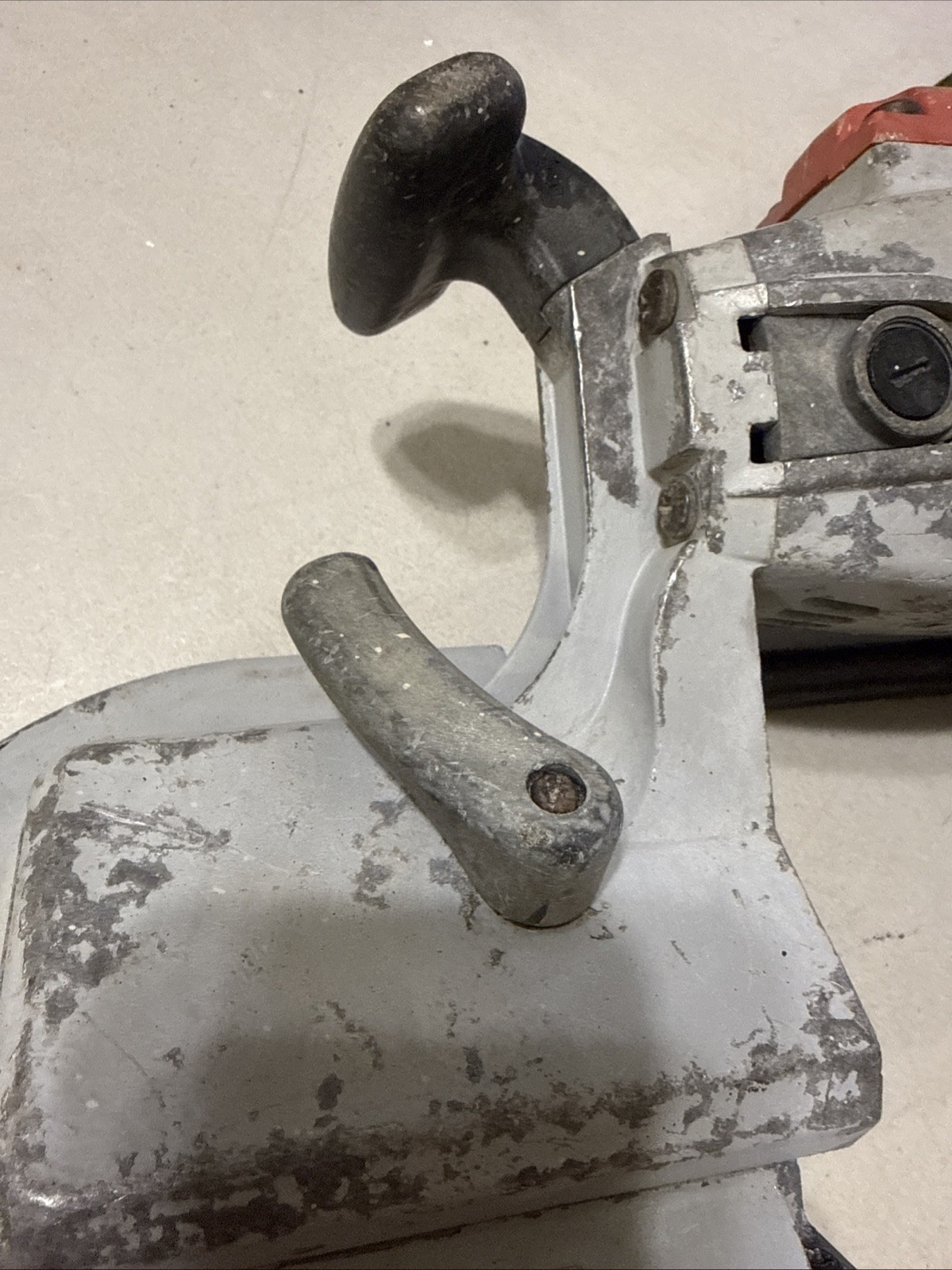 Milwaukee 6230 Heavy Duty Portable Band Saw 120V Corded Electric Metal Saw