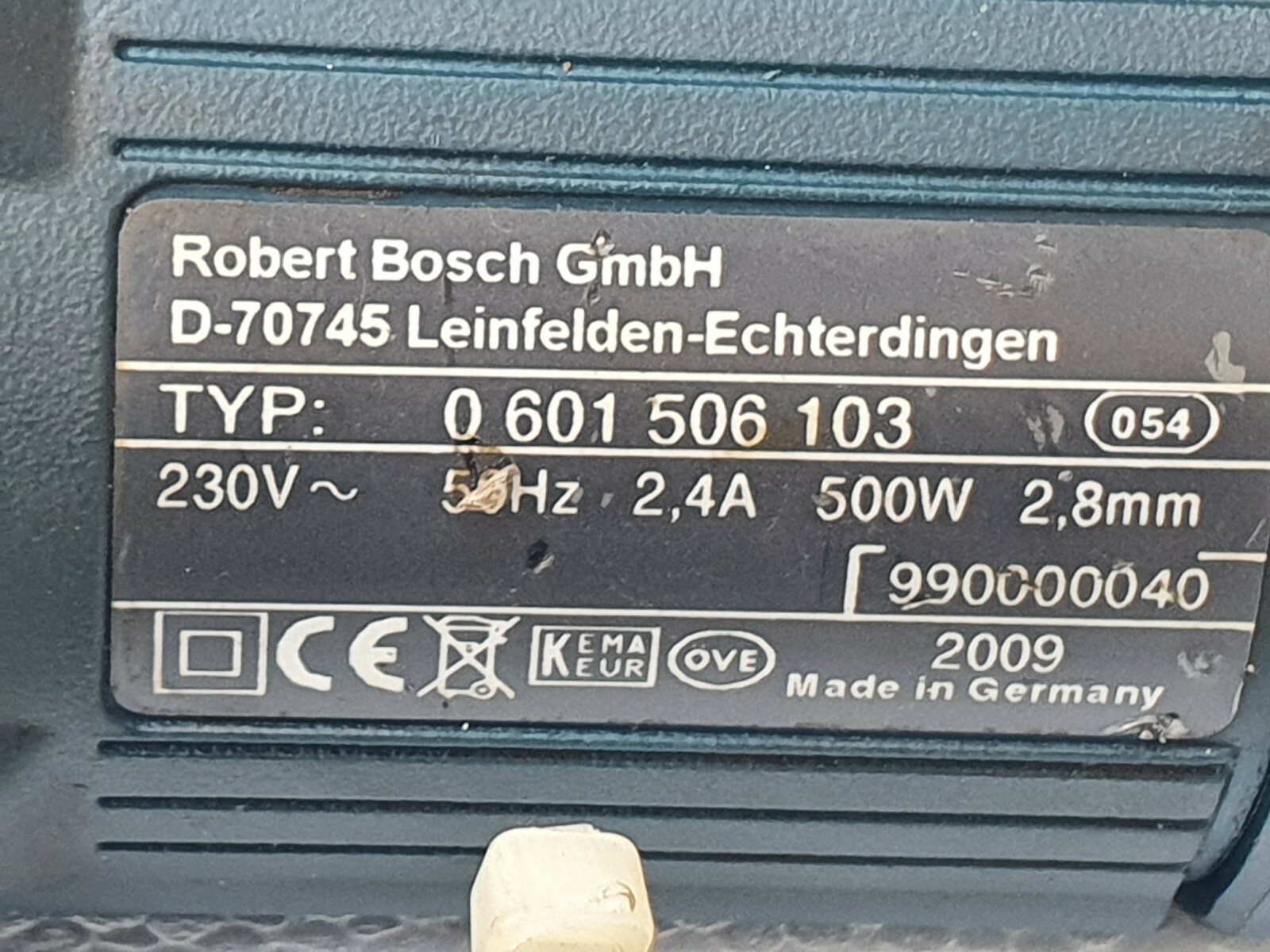 BOSCH GSC 2,8 Metal Shear 2.8 mm , 230 Volts, 500W, Professional