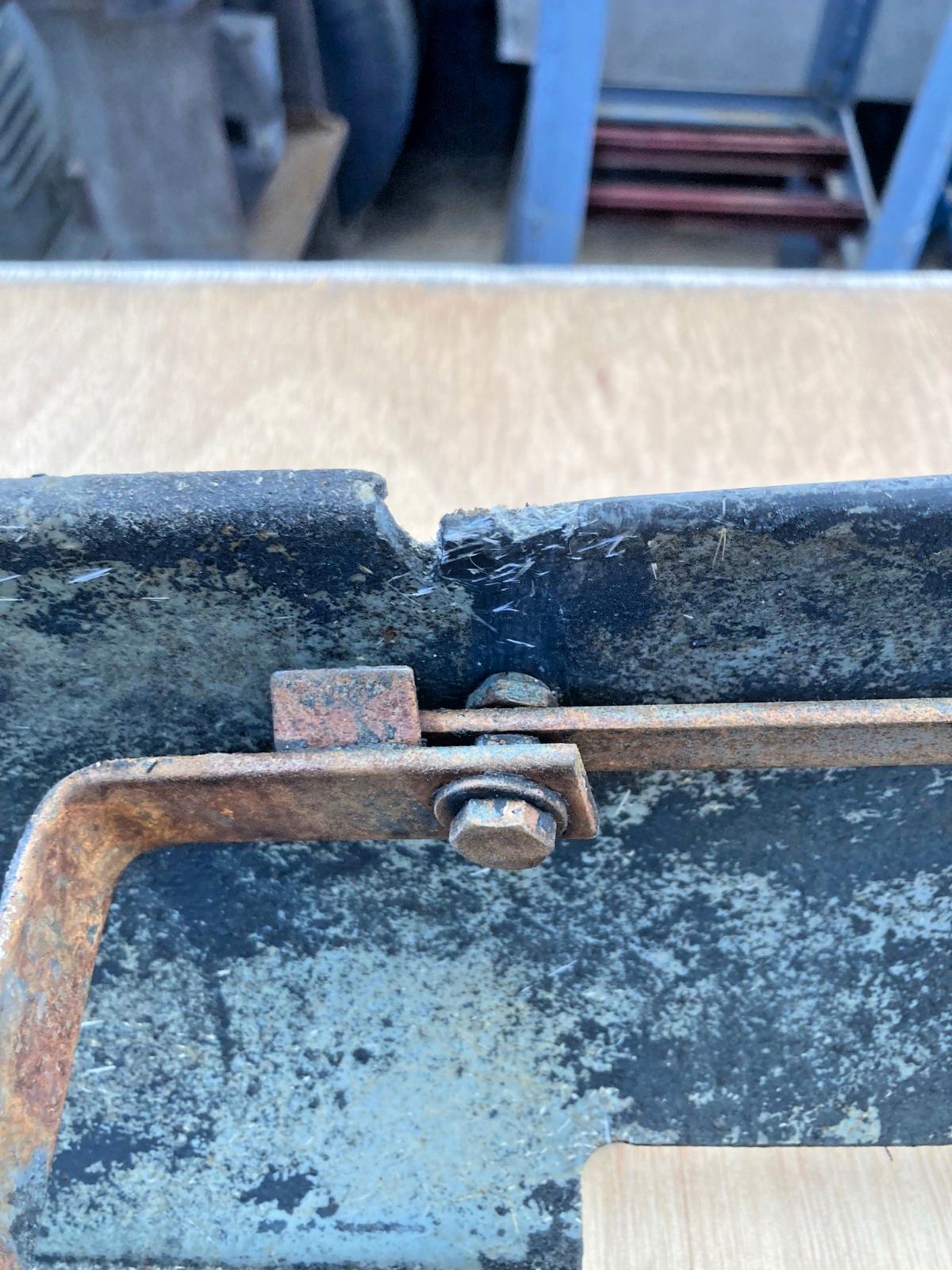 Late (’61-’62) Walker Turner 20″ Drill Press Fiberglas Belt Cover Guard Assembly