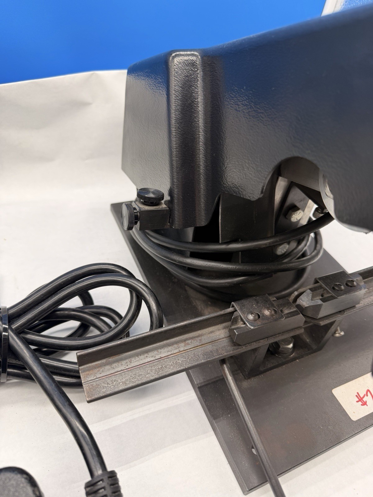 MINITUL Model 500 Miniature Cut-off Saw With Foot Pedal