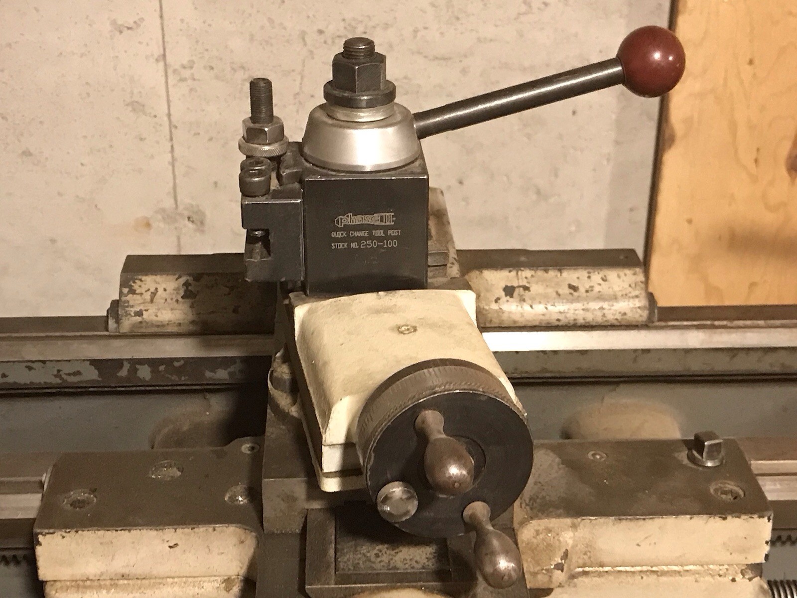 Rockwell 11” metal Lathe – Model 83-210 – 1HP 115/230 Extra Chuck – Steady Rest