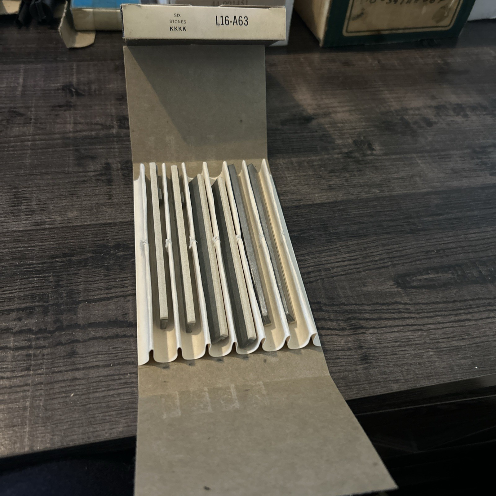 L16-A63 Honing Stone Set (Set Of 6 Stones) (SU58)