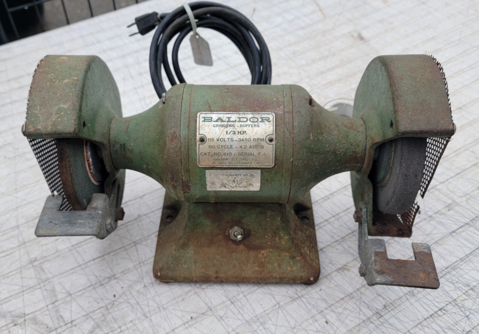 BALDOR Bench Grinder Model 610 1/3 H.P. 115 Volt 3450 RPM Tested Works