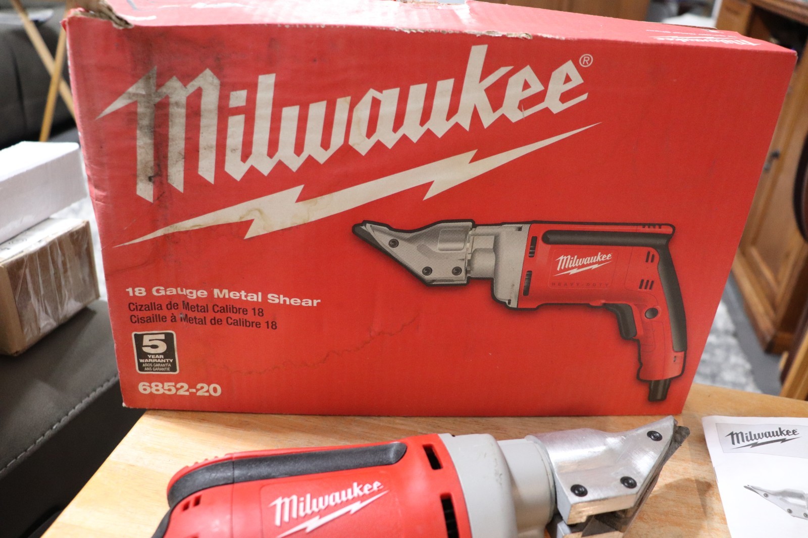 Milwaukee 6852-20 18 Gauge Shear EUC Corded Heavy Duty