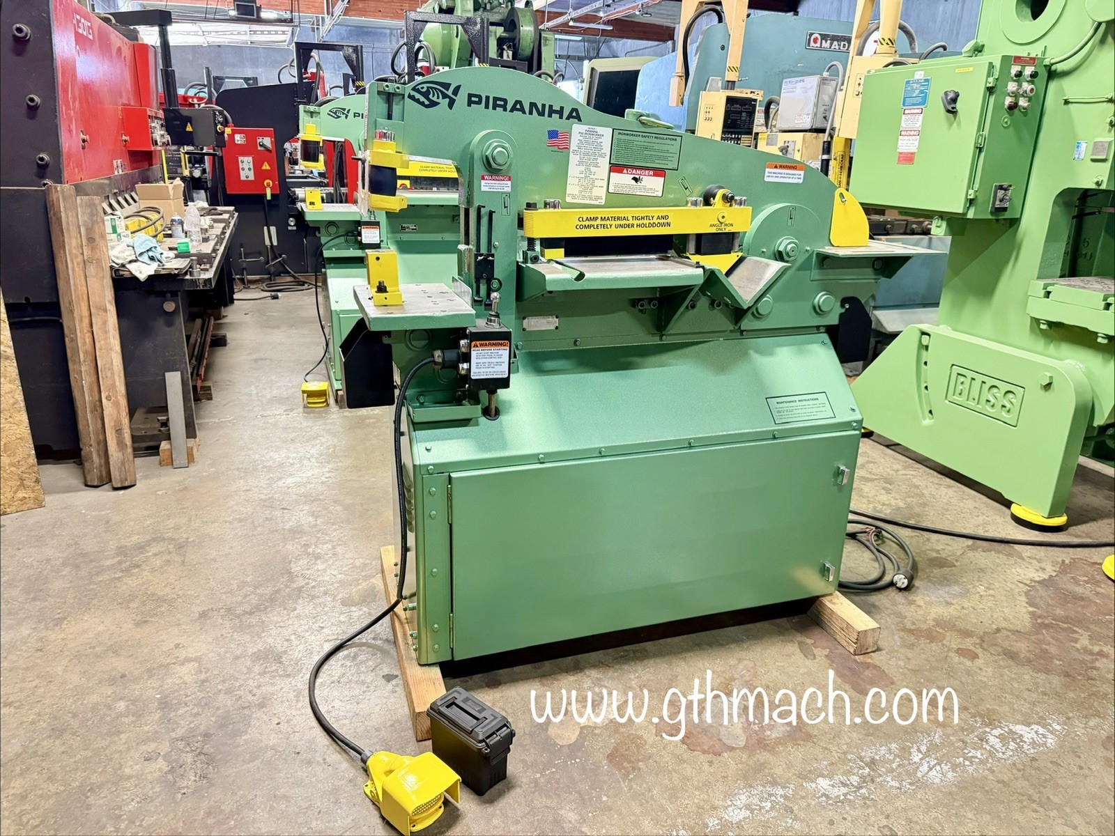Piranha P-50 Hydraulic Ironworker 50 Ton
