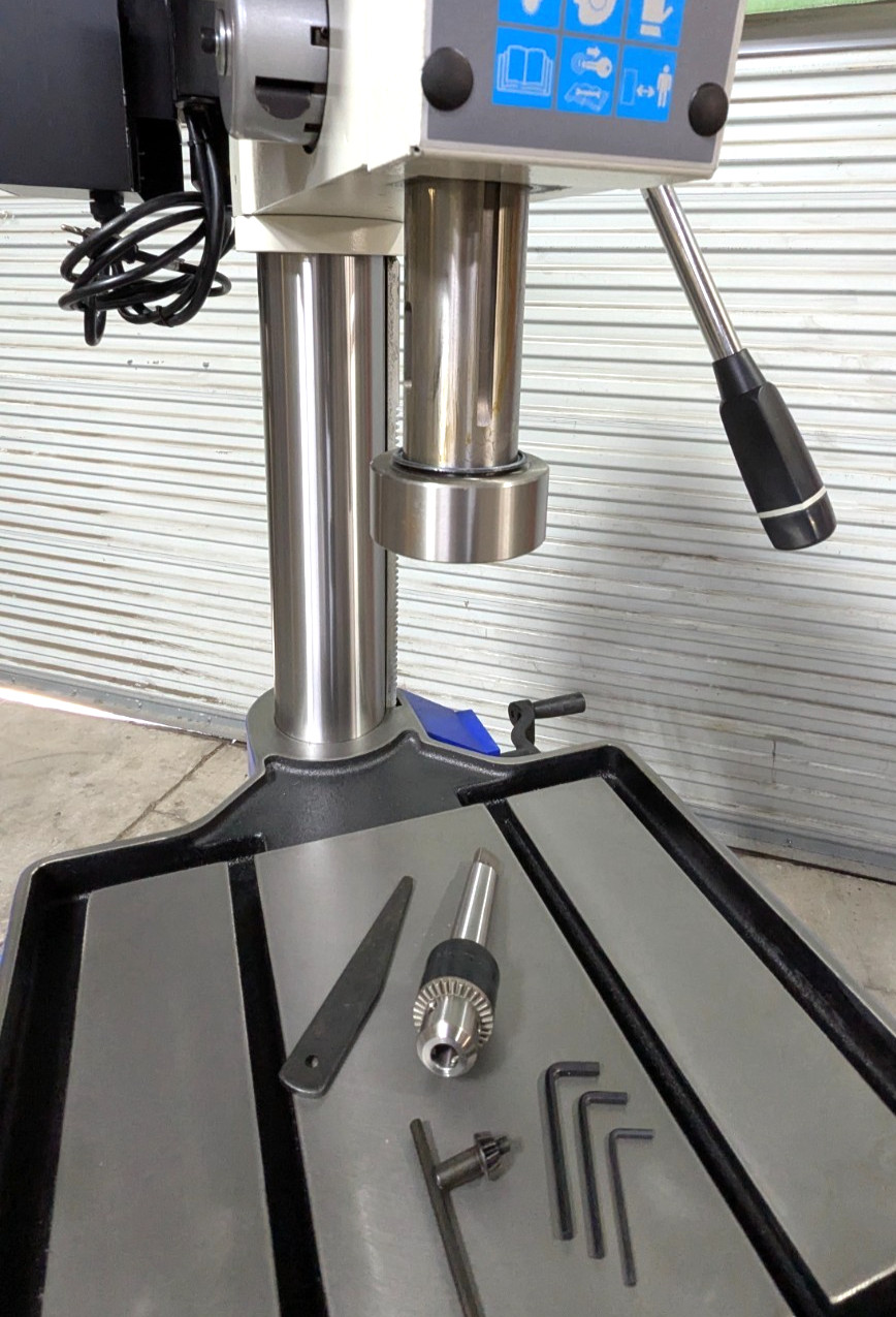 Vectrax 20" Variable Speed Drill Press 3MT 1HP 115V RF-19V *Scratch &a