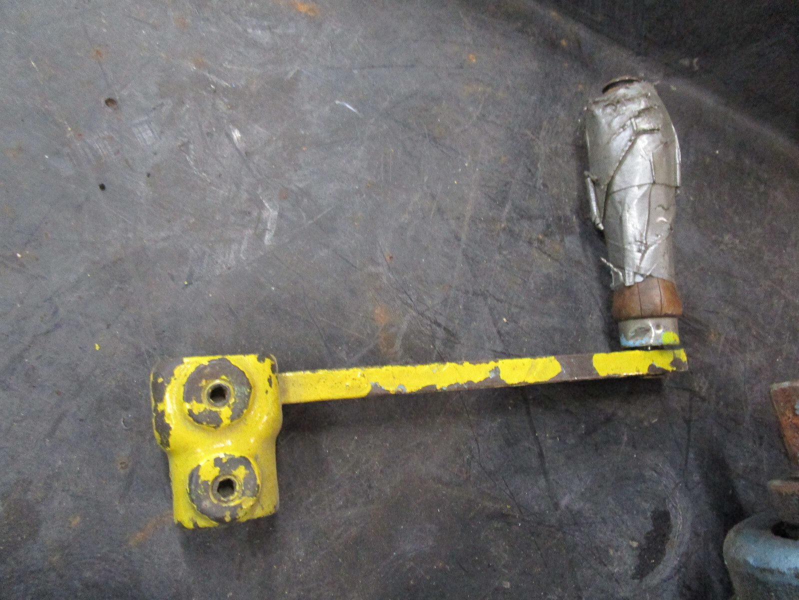 Used Pexto Sheet Metal Hand Crank Powered Flanger Machine Crimper 622LR 24GA