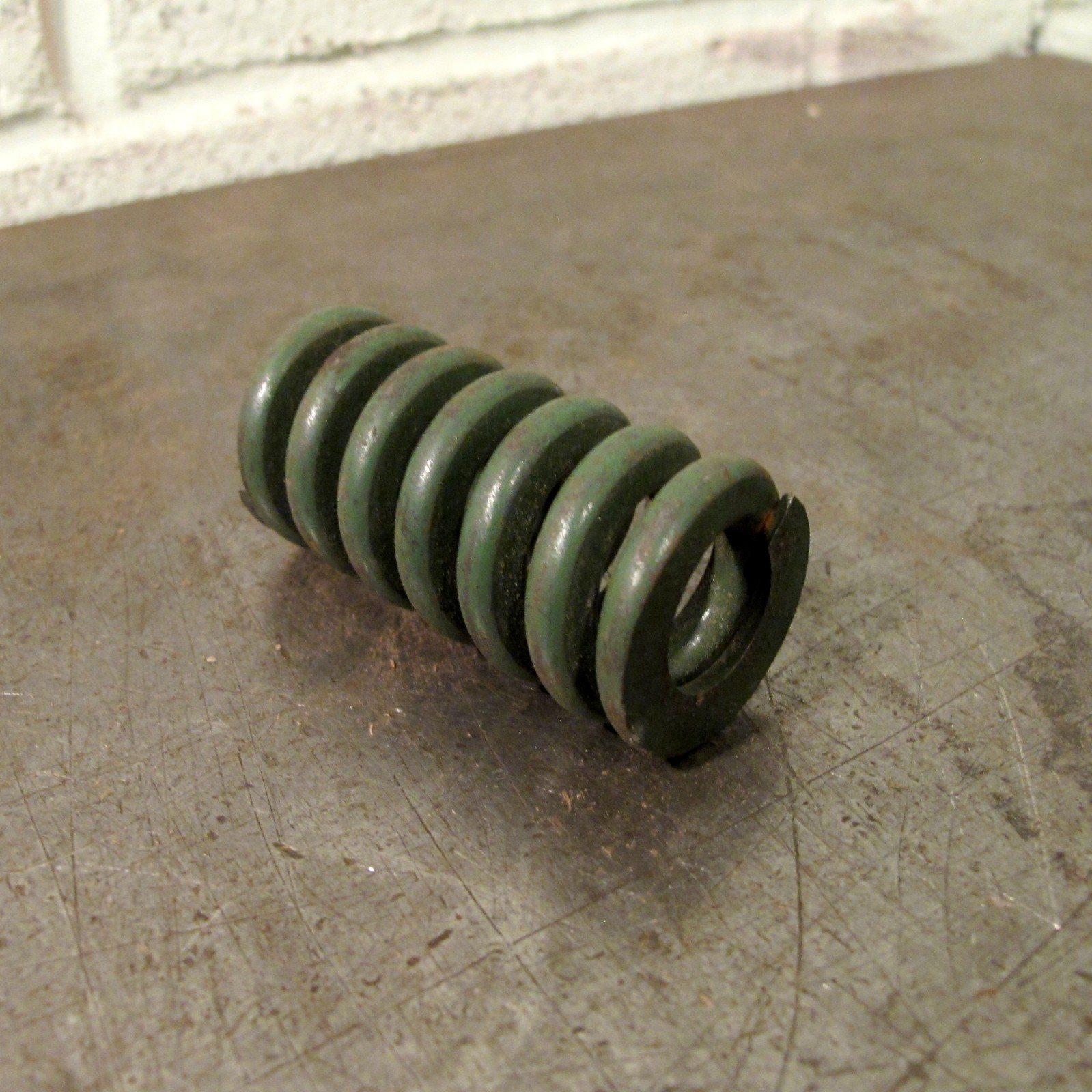 Set of 2 Green Unipunch Springs Approx. 2-1/2″ Length 1.23″ OD .65″ ID (100669)
