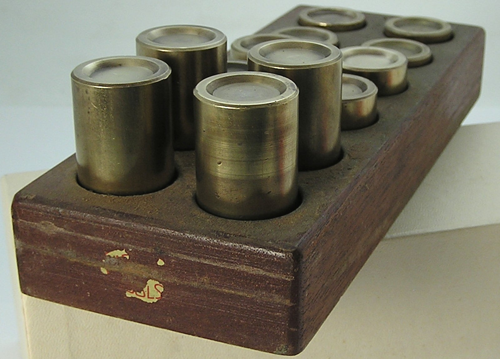 Moore Tools Set 12 Brass Heel Rests in Stand for Jig Bore Machine 5/8″-1-7/8″ #1